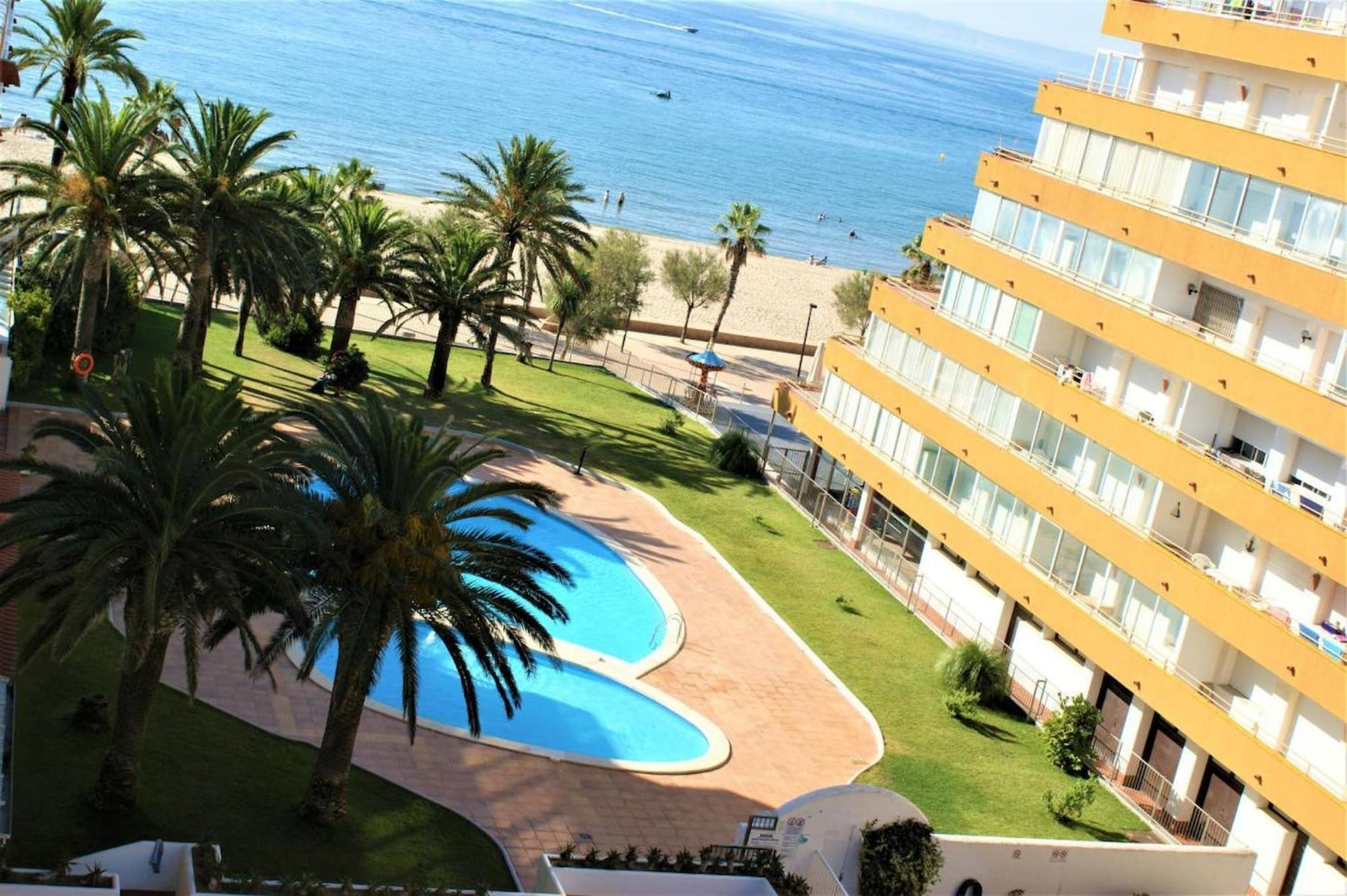 Con Vistas Al Mar Y A La Montana Av-26 Roses
